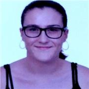 Estudiante de integración social da clases de apoyo en primaria de todas las asignaturas (a elegir)
